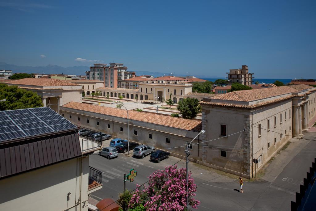 B&B Il Quadrato Marina di Schiavonea Εξωτερικό φωτογραφία